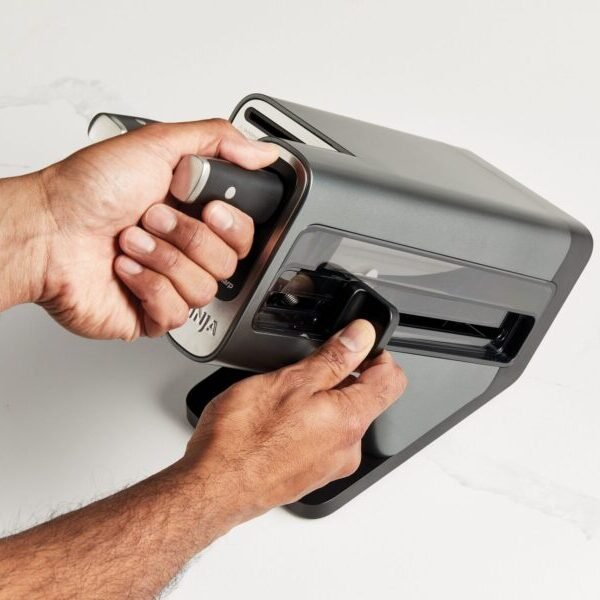 K32006EU_KnifeBlock_HandleUp_6pc_RT 2_RGB