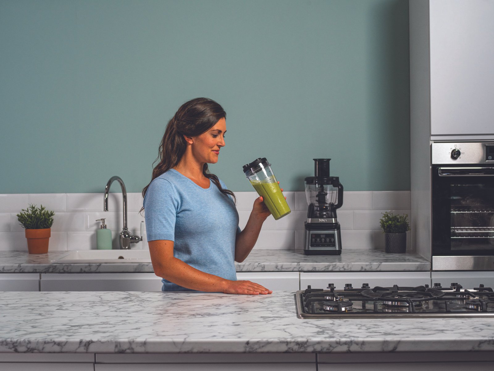 Ninja_3in1_Food_Processor_BN800UK_Drinking_Cup_Smoothie_013_673_CMYK